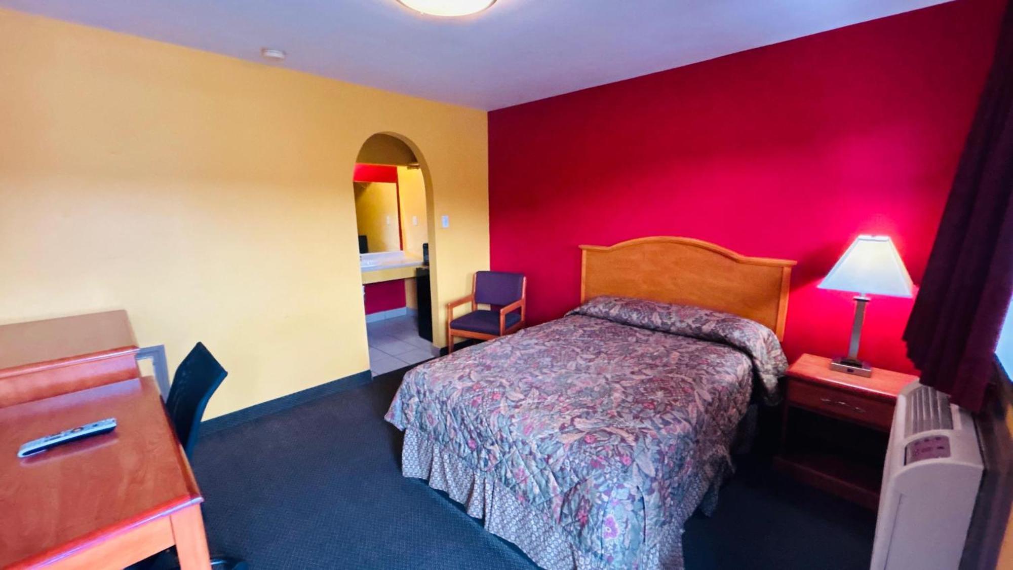 Relax Inn By Oyo Sulphur Hwy 90 Bagian luar foto